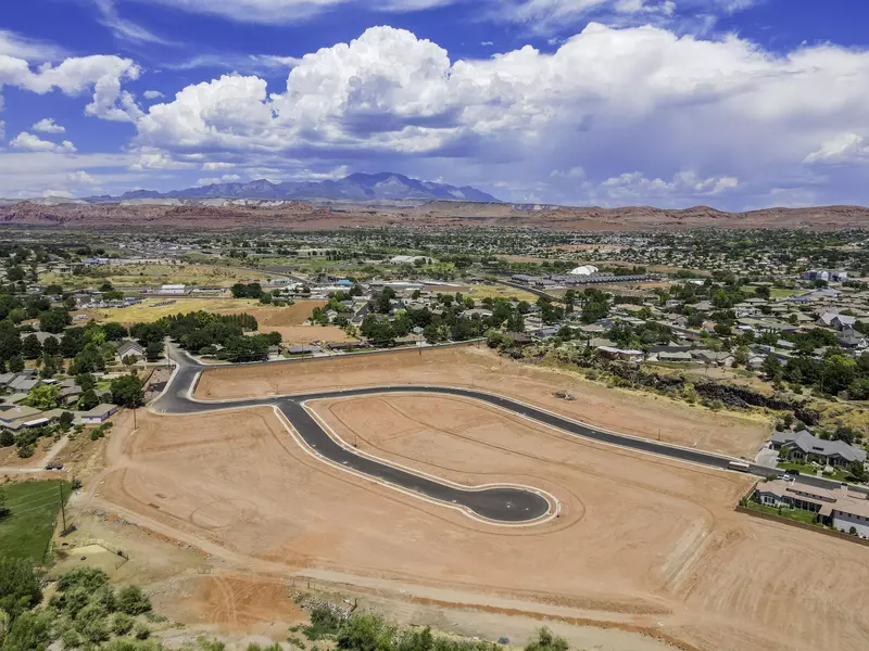 Claude Drive Lot # #1, Santa Clara, UT 84765