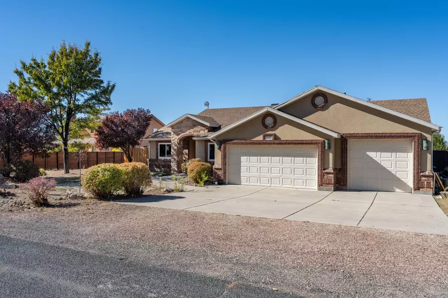 1093 N Horsemans Park DR, Dammeron Valley, UT 84783