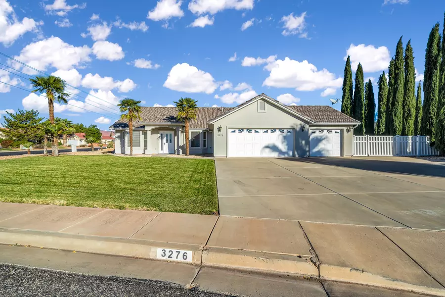 3276 Canyon View DR, Santa Clara, UT 84765