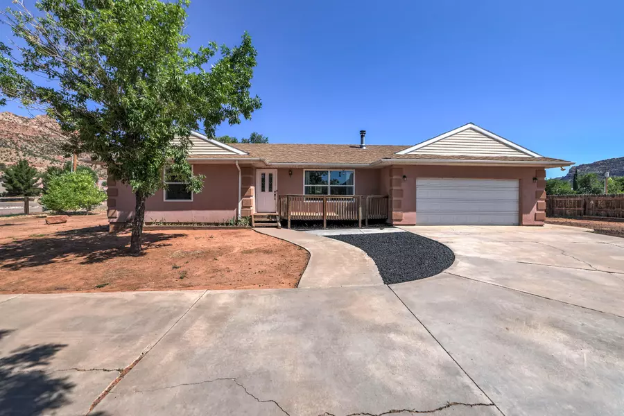 780 N Hildale ST, Hildale, UT 84784