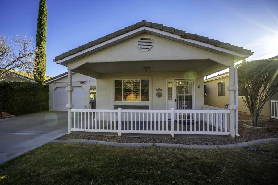 1050 W Red Hills Parkway  #3, Washington, UT 84780