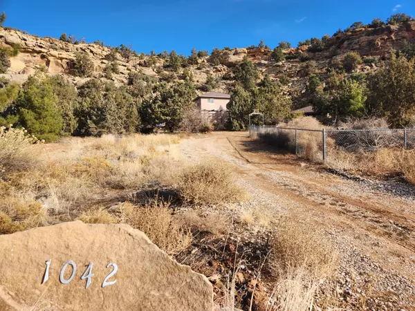 1042 Foothill DR, Apple Valley, UT 84737