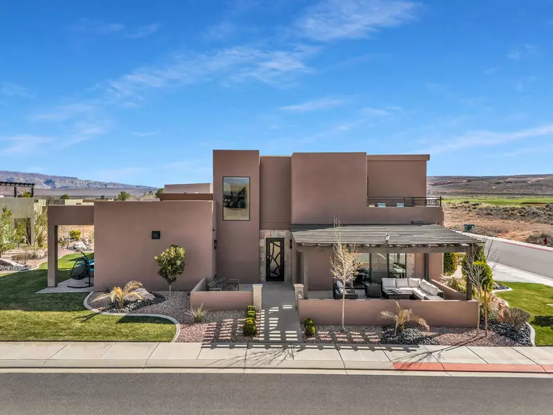 3245 S Yansa Trail, Hurricane, UT 84737