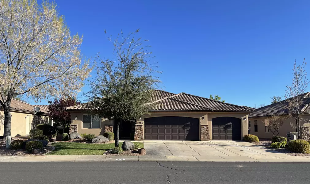 3956 Brenna DR, Santa Clara, UT 84765