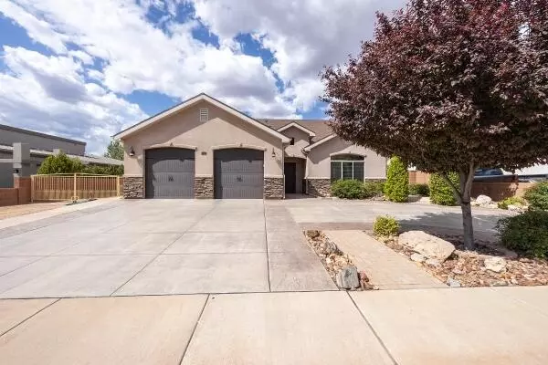 210 W 650 S, Hurricane, UT 84737