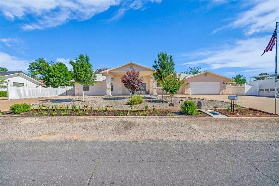 1632 Shivwits DR, St George, UT 84790