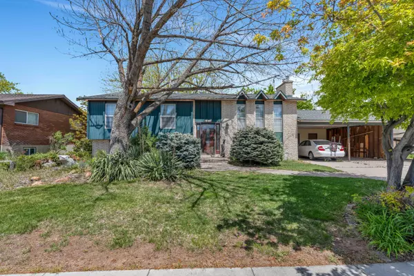 1416 W 2600 N,  Clinton,  UT 84015