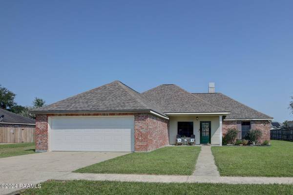 723 S Belle Circle, Breaux Bridge, LA 70517