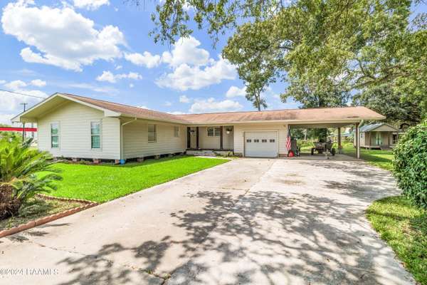 112 N Hebert Avenue, Kaplan, LA 70548