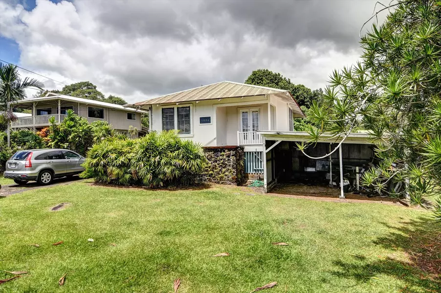 1884 KILAUEA AVE, Hilo, HI 96720