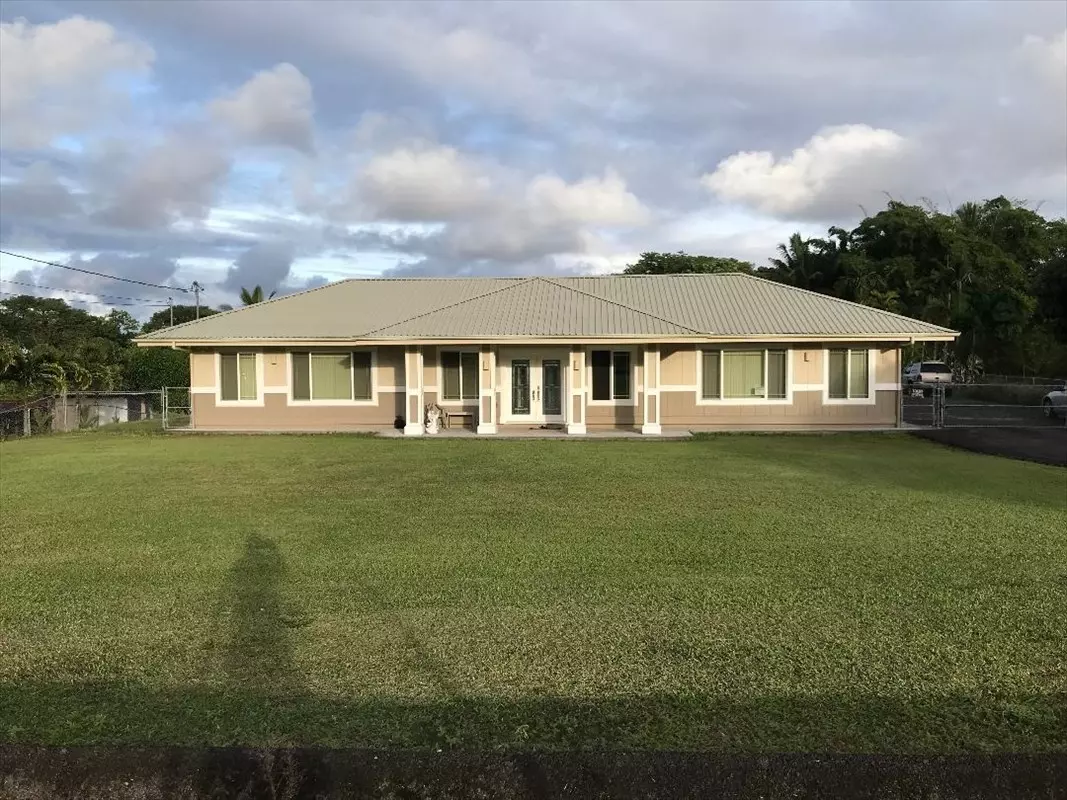 Keaau, HI 96749,17-275 IPUAIWAHA ST