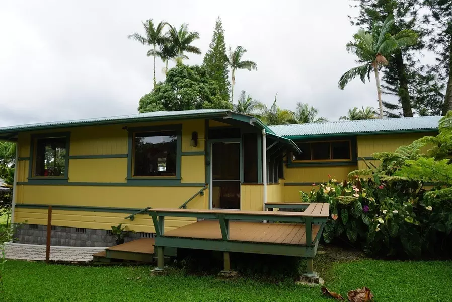 1687 WAILUKU DR, Hilo, HI 96720