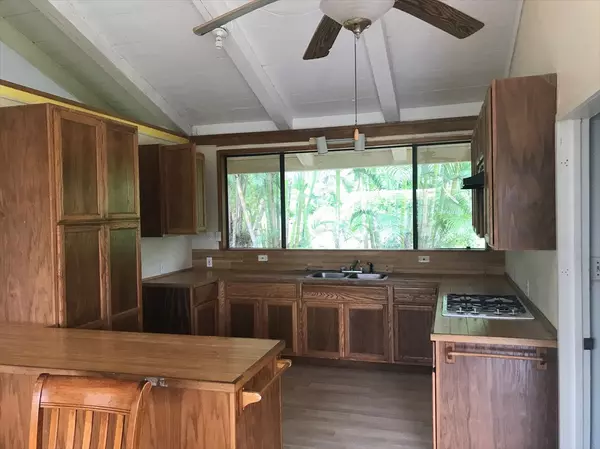 Pahoa, HI 96778,13-853 MALAMA ST