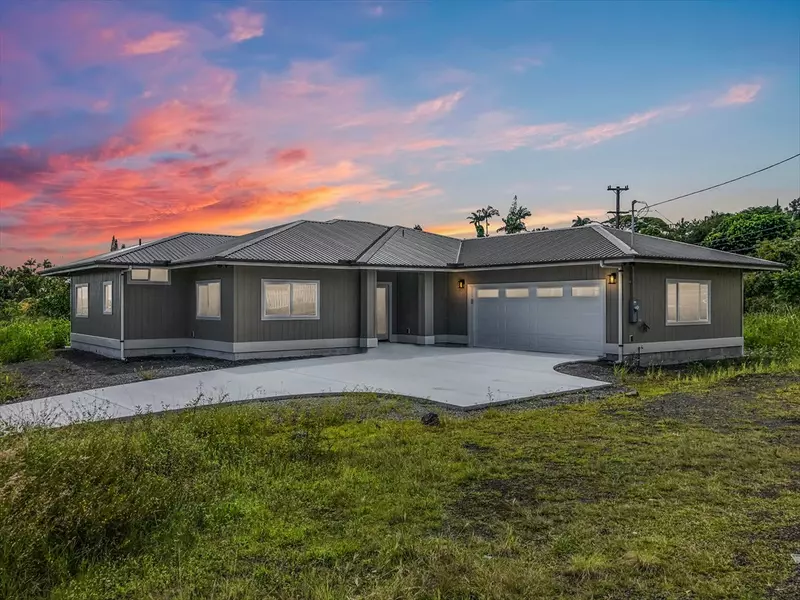 4 LUANA WY, Hilo, HI 96720