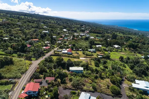 Kailua-Kona, HI 96725,75-5802 MAMALAHOA HWY