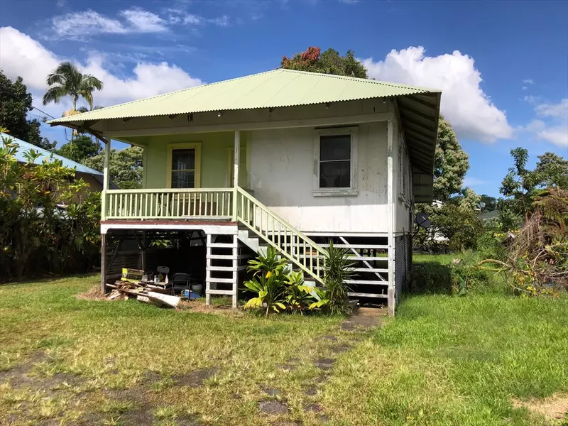 32 MALUHIA ST, Hilo, HI 96720