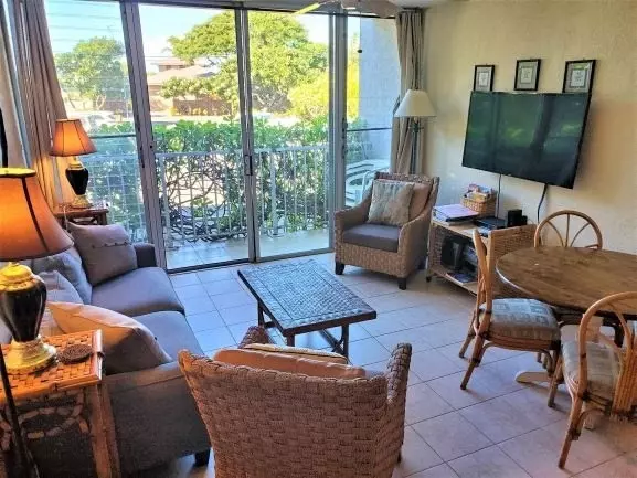 Kamuela, HI 96743,69-1647 PUAKO BEACH DR #102