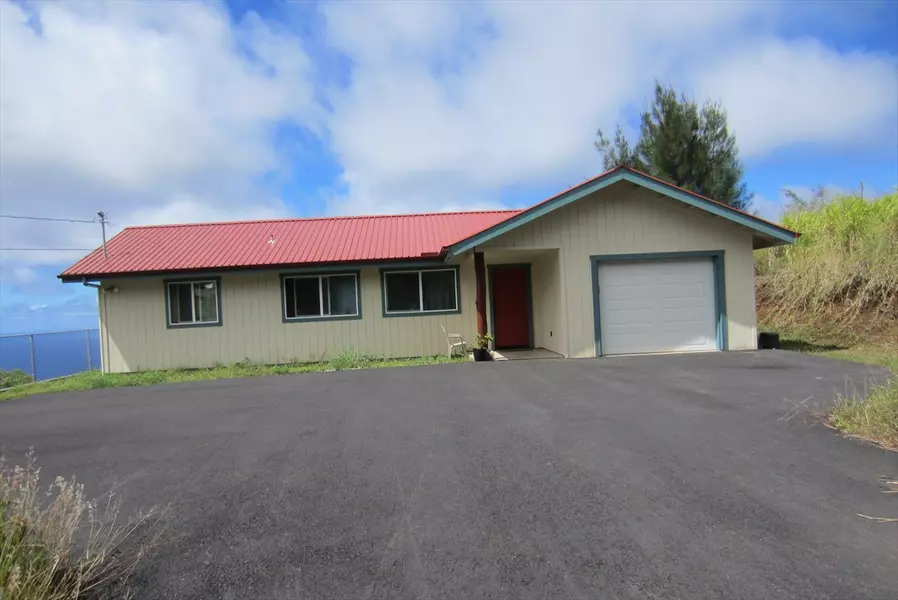 3288 OHIA, Honokaa, HI 96727