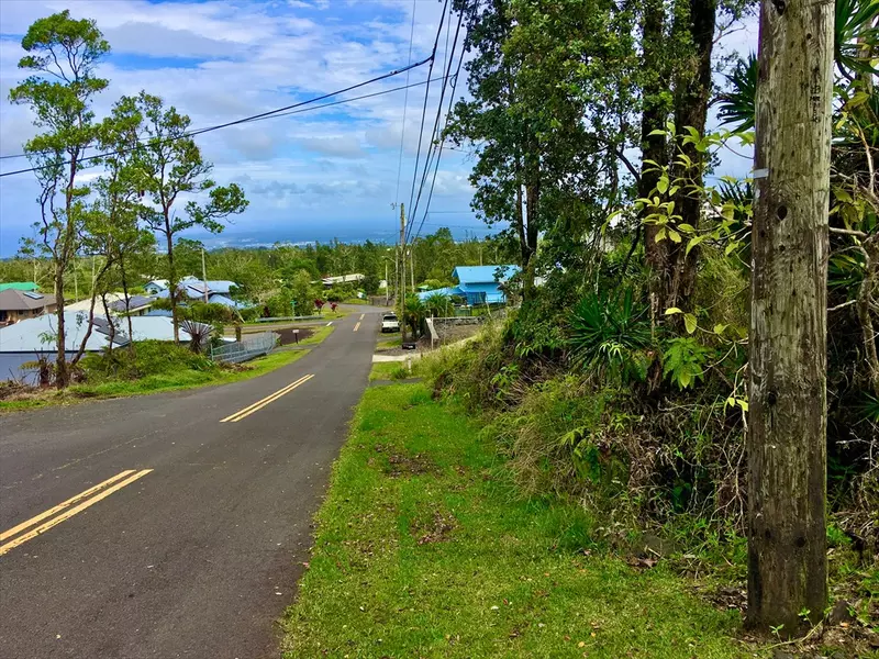 OPALIPALI ST, Hilo, HI 96720