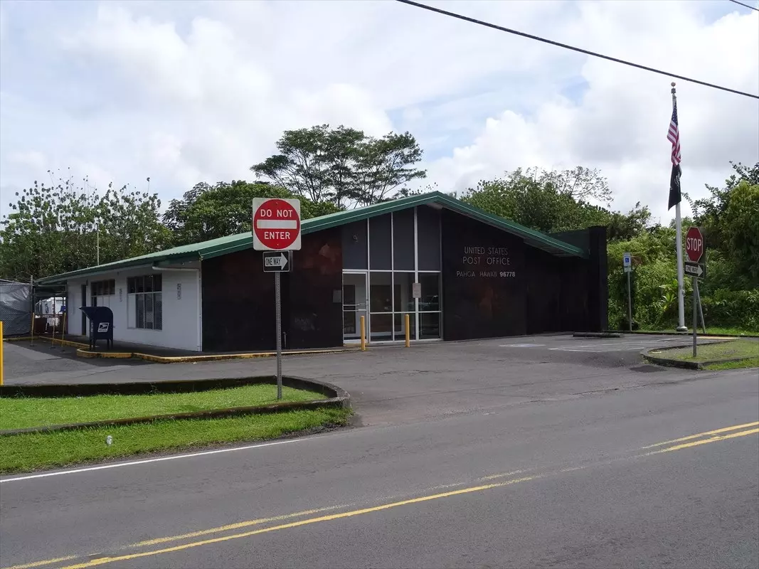 Pahoa, HI 96778,15-2859 PAHOA VILLAGE RD