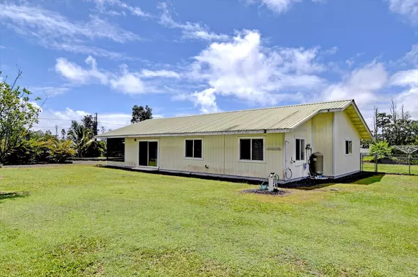 Keaau, HI 96749,15-1540 7TH AVE