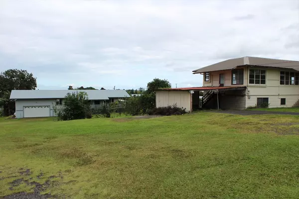 197 KANOELANI ST, Hilo, HI 96720