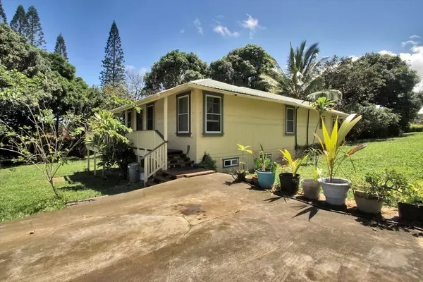 55-422 HAWI RD, Hawi, HI 96719