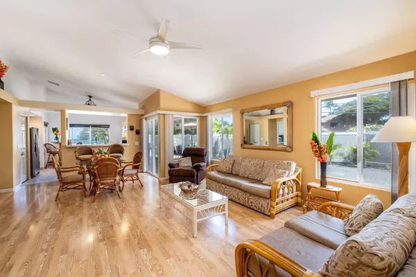 Kailua-Kona, HI 96740,77-6526 HOOLAUPAI ST