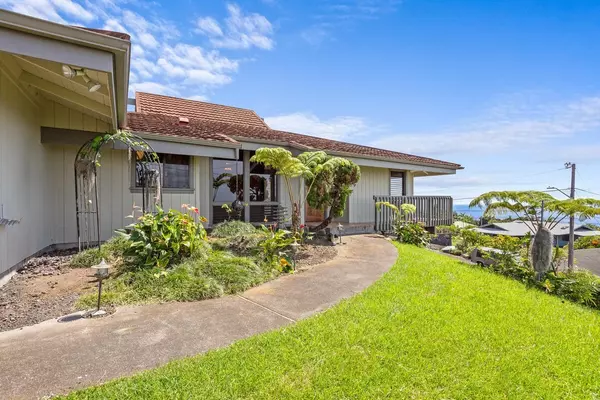 81-6636 KEKAA PL, Kealakekua, HI 96750