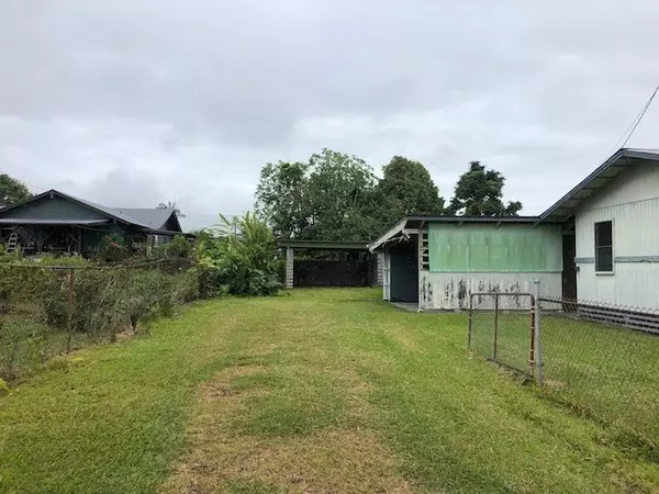 Hilo, HI 96720,23 KAULANA ST