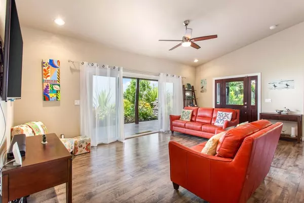 Kailua Kona, HI 96740,73-1180 AKAULA ST