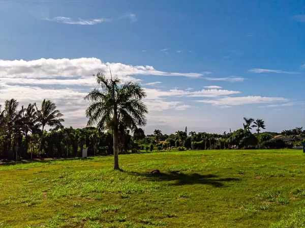 Kapaa, HI 96746,5859 KAWAIHAU RD