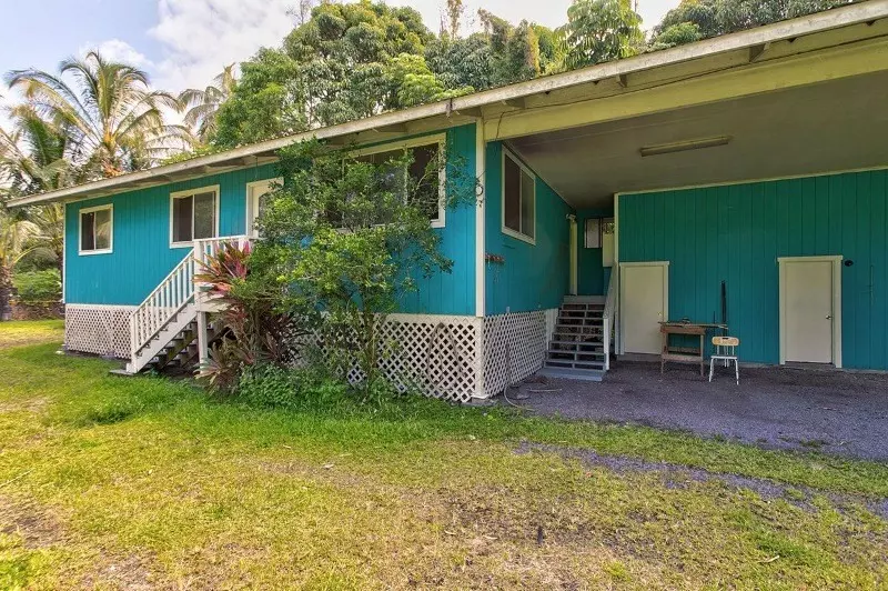 Pahoa, HI 96778,15-690 KAHAKAI BLVD