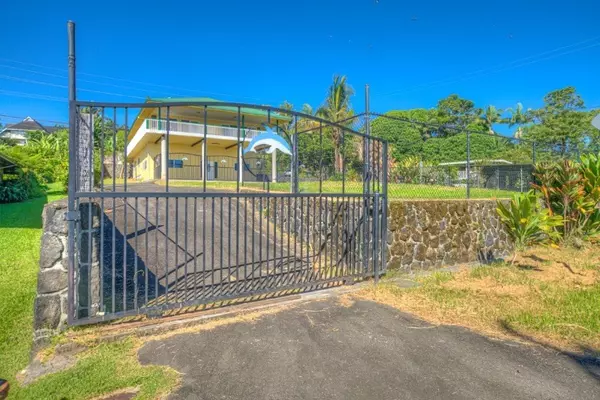 156 KUIKAHI ST, Hilo, HI 96720