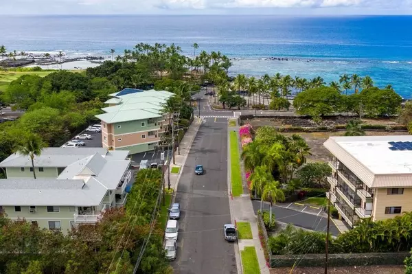 Kailua-Kona, HI 96740,78-216 MAKOLEA ST #11