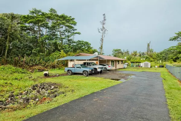 Pahoa, HI 96778,15-622 KAHAKAI BLVD