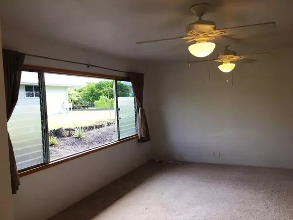 Hilo, HI 96720,961 KOMOMALA DR