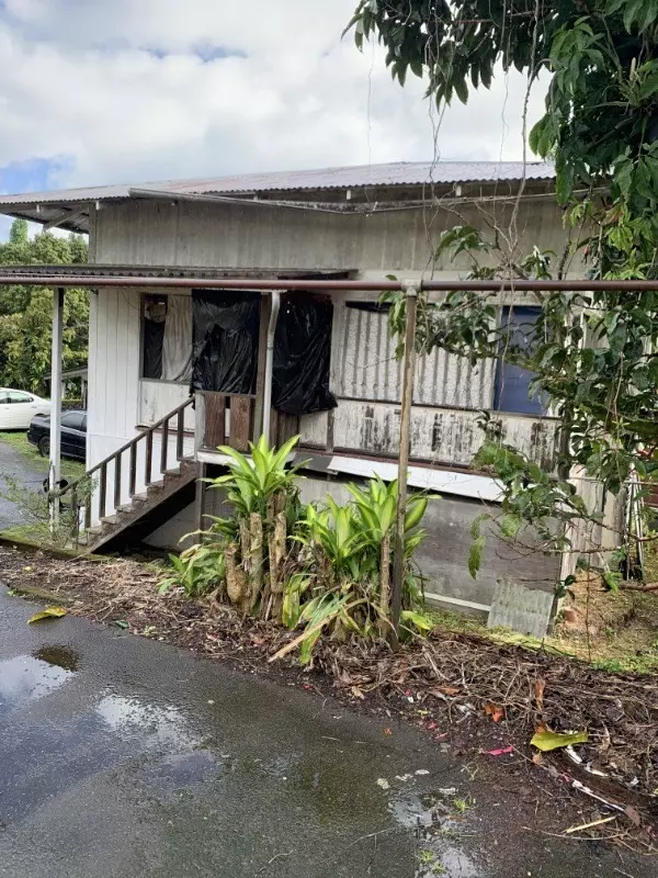 2137 AWAPUHI ST, Hilo, HI 96720