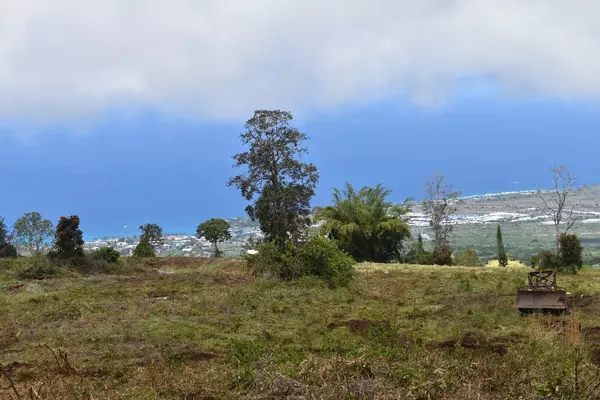 KUAHEWA ROAD, Holualoa, HI 96725