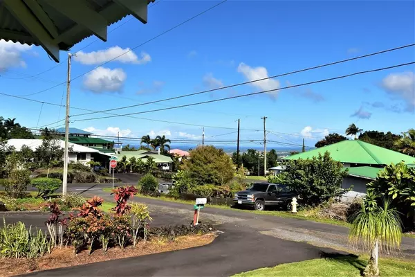 Hilo, HI 96720,12 LUKINI ST