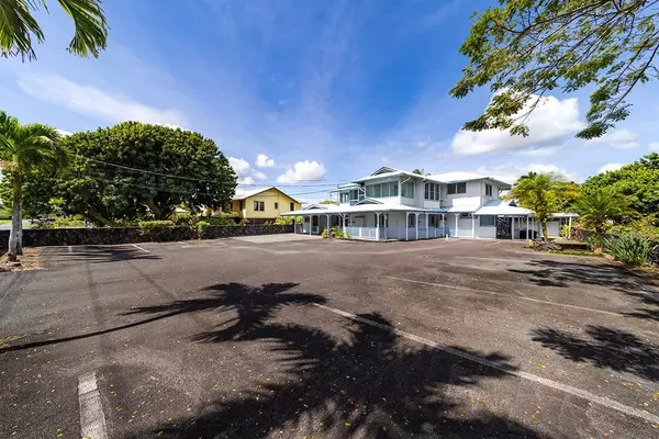 Hilo, HI 96720,594 HINANO ST