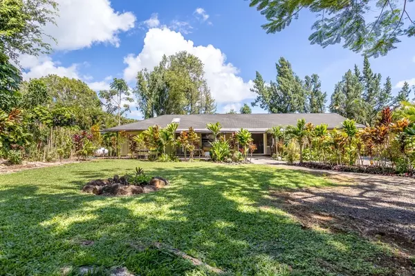 6420 KAWAIHAU RD #2, Kapaa, HI 96746