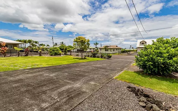 Hilo, HI 96720,938 HOOLAULEA ST