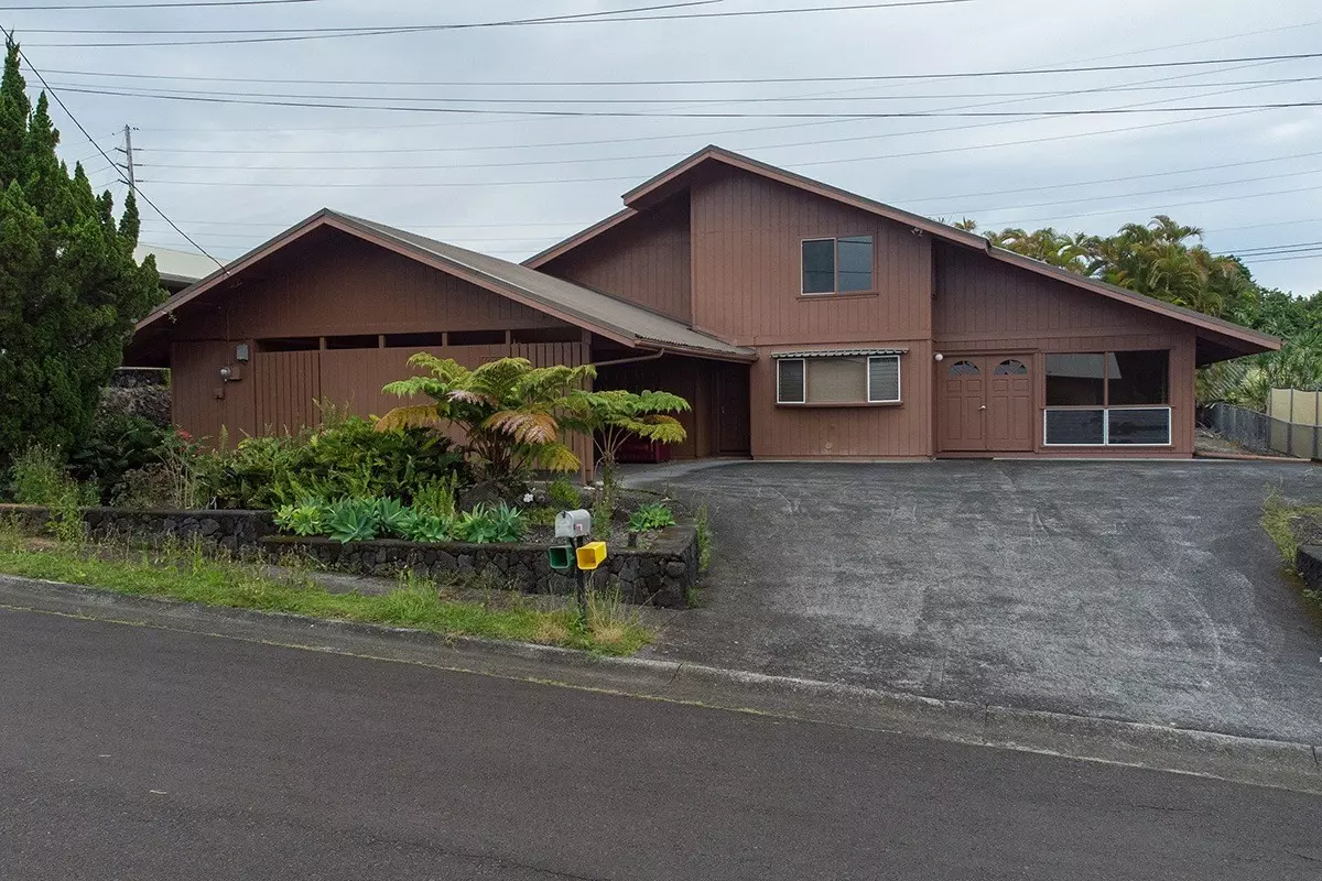 Hilo, HI 96720,1022 ULANA PL