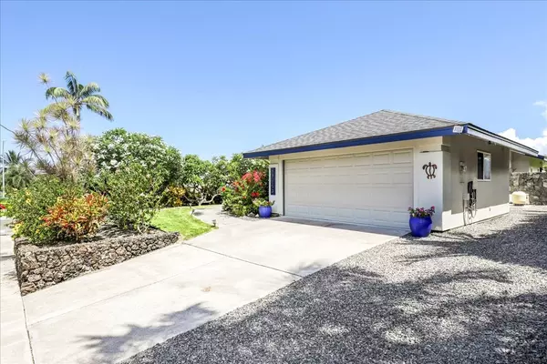 Kailua-Kona, HI 96740,77-153 HOOILINA CT