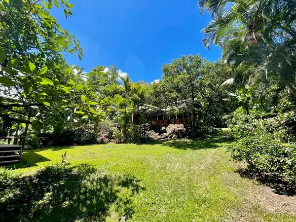 Pahoa, HI 96778,13-152 PUAKENIKENI PL