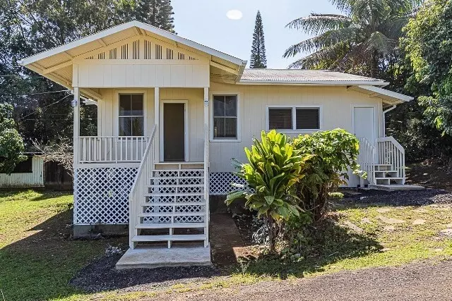 45-3305 OHIA ST, Honokaa, HI 96727