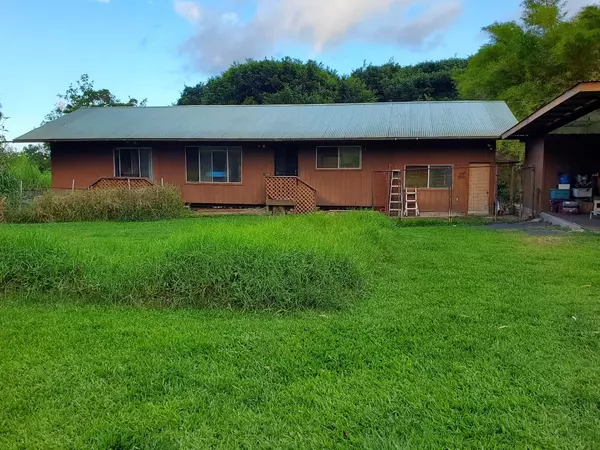 Pahala, HI 96777,96-1048 CENTER RD