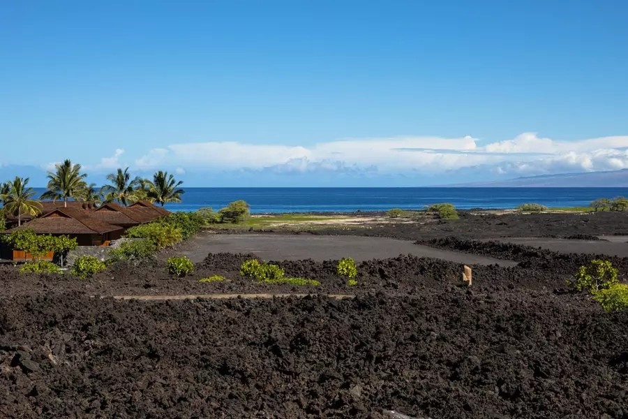 72-1101 KEKAHAWAIOLE DR, Kailua-Kona, HI 96740