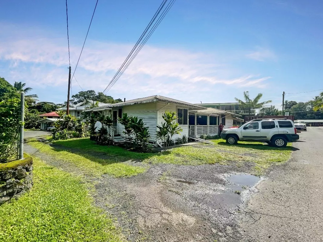 Hilo, HI 96720,12 KEOKEA LP RD